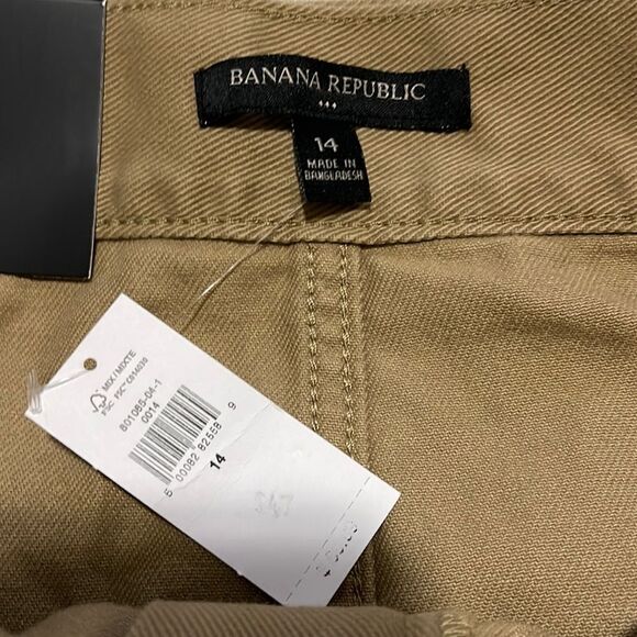 NWT- Banana Republic - 14. - Picture 6 of 7